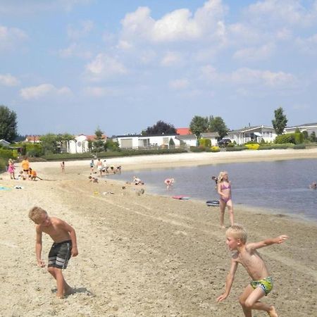 Stacaravan Huren In Het Hart Van Bosrijk Drenthe Op Recreatiepark De Tien Heugten Schoonloo Exteriér fotografie